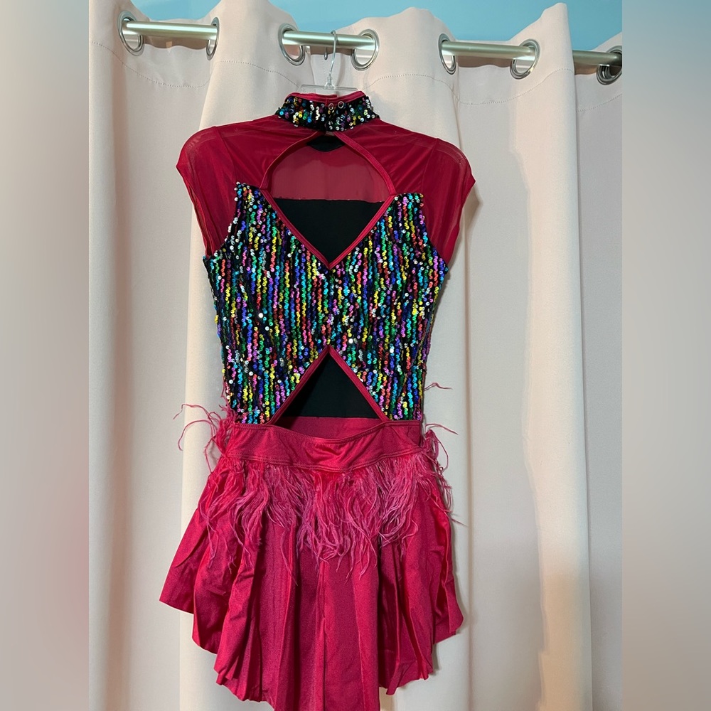 This is a dance costume. Size large. Jazz and contemporary style